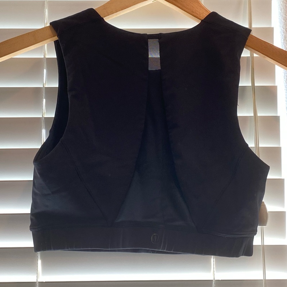 Lululemon mesh slit spots bra